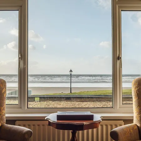 Ξενοδοχείο Sandhouse 4*