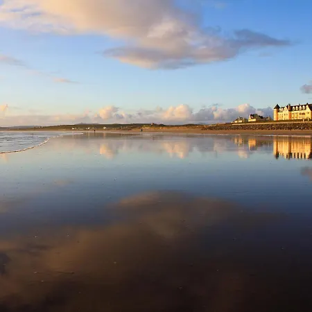 Hotel Sandhouse